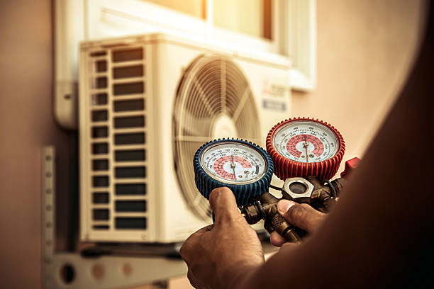 Professional Hvac technician working in Danville, IN